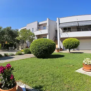 Ukalovic Apartment